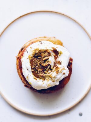 rolls pistacjowy