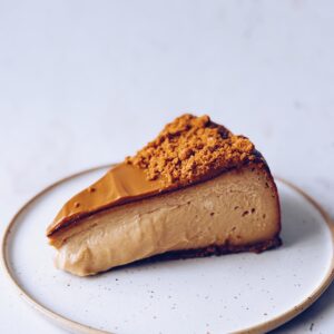 sernik baskijski biscoff