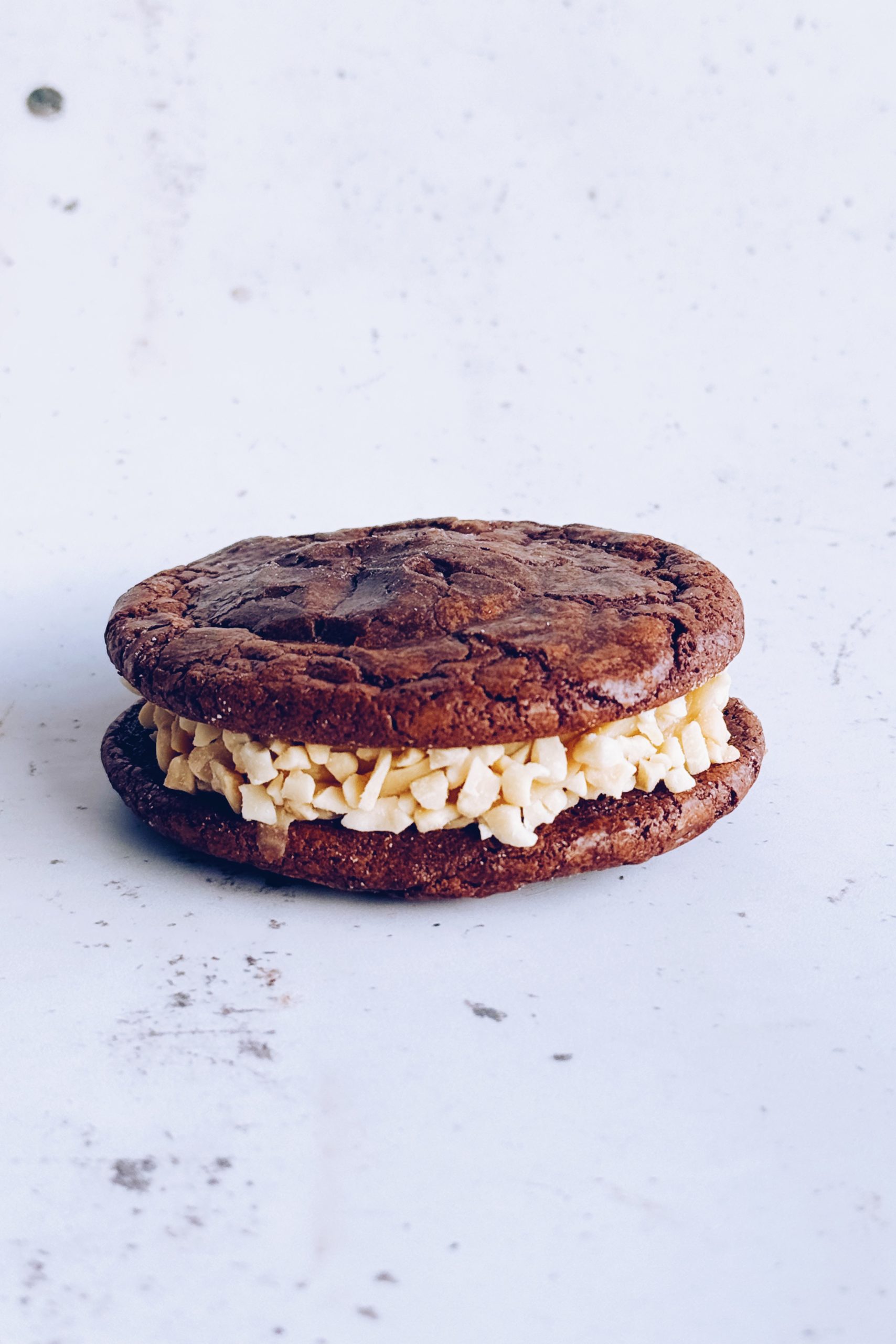 Ciasteczko whoopie z kremem orzechowym Ciasteczko whoopie z kremem orzechowym