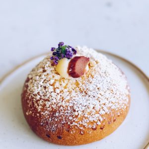 Drożdżówka rabarbar - wanilia (od 9:30)