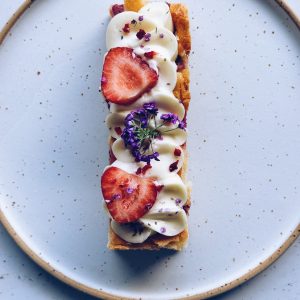 Blondie truskawka|rabarbar Świeżo Upieczona