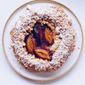 Drożdżówka | Vege śliwka na puddingu ryżowym (od 7:45)